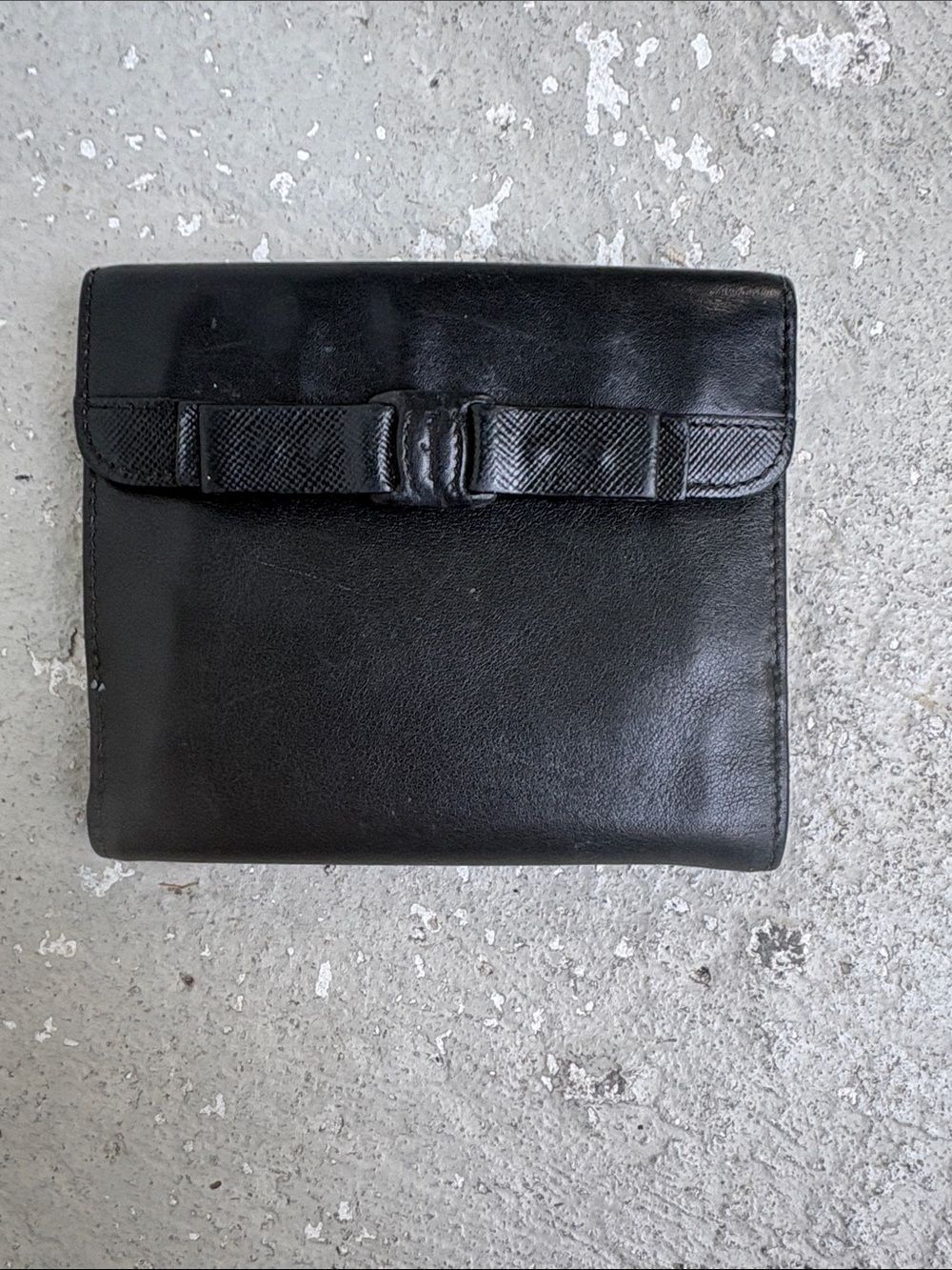 Ferragamo bow wallet